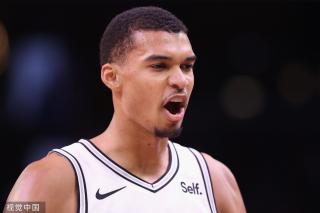 战中贡献了 战中贡献了