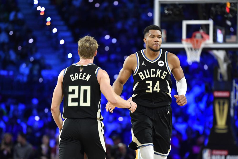 中始终保持 中始终保持